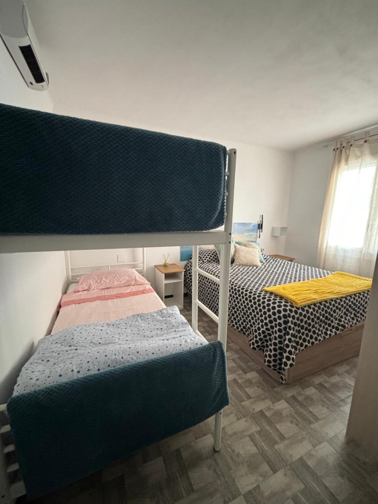 Piso Rita Apartment Росес Екстериор снимка