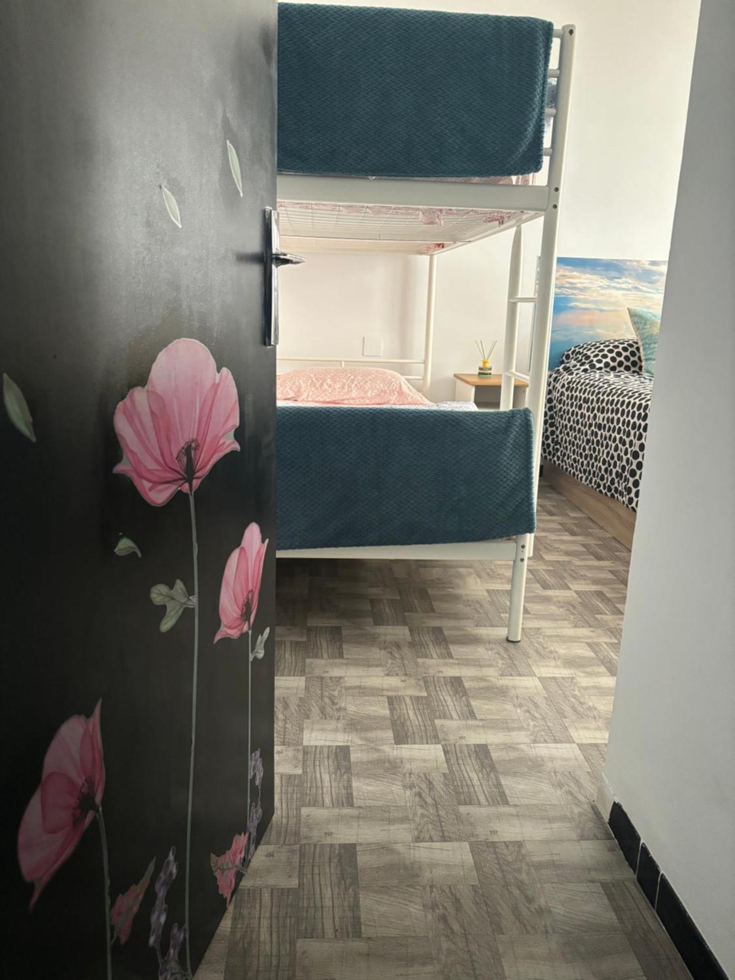 Piso Rita Apartment Росес Екстериор снимка